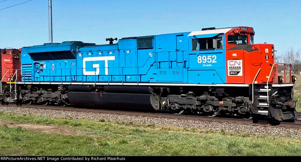 CN 8952 GT
